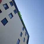 Ibis Styles מלון