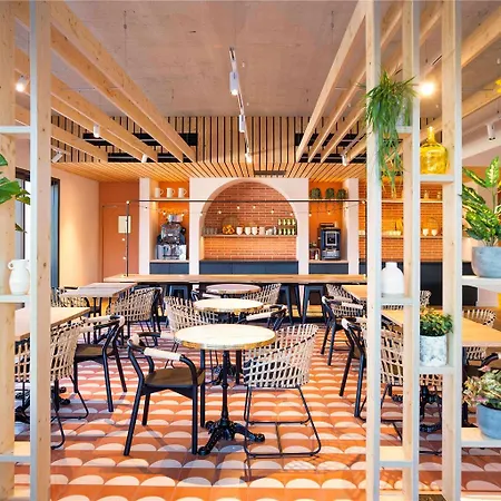 Ibis Styles 3* Μοντωμπάν