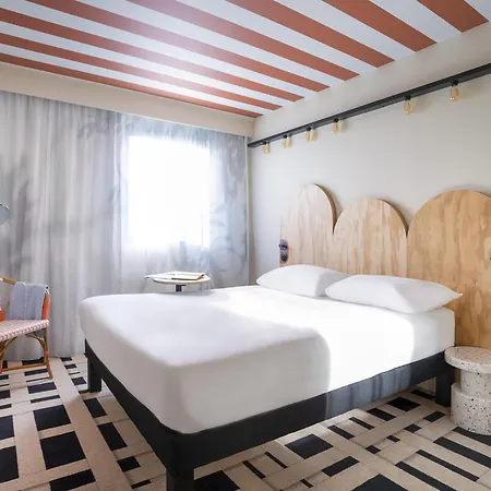 Ibis Styles 3*