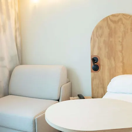 Ibis Styles 3*
