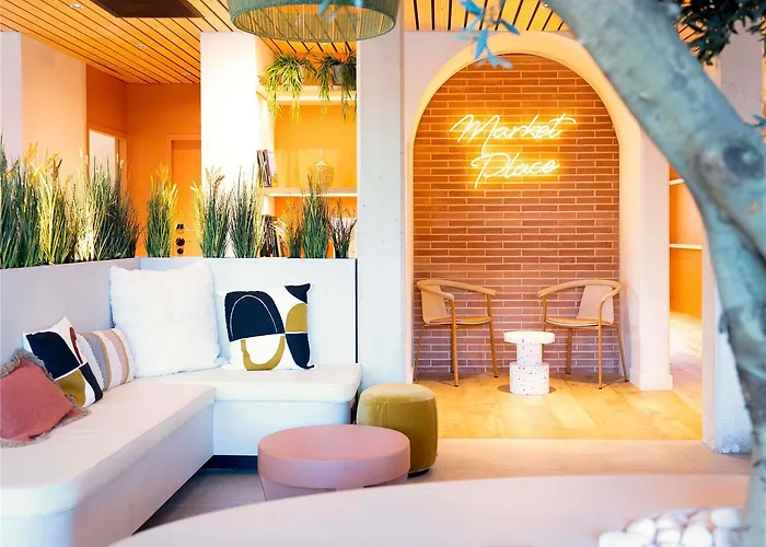 Отель Ibis Styles Монтобан